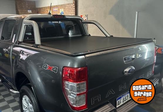 Camionetas - Ford Ranger 2023 Diesel 120000Km - En Venta