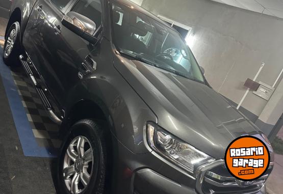Camionetas - Ford Ranger 2023 Diesel 120000Km - En Venta