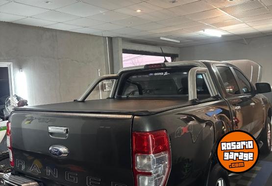 Camionetas - Ford Ranger 2023 Diesel 120000Km - En Venta