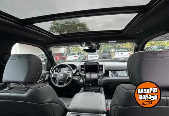 Camionetas - RAM 1500 LARAMINE 3.0L 4x4 2026 Nafta 10000Km - En Venta
