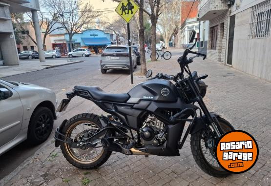 Motos - Zontes G1 200 2025 Nafta 4700Km - En Venta