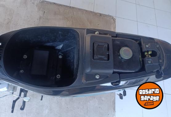 Motos - Motomel Bliz 2023 Nafta 8000Km - En Venta