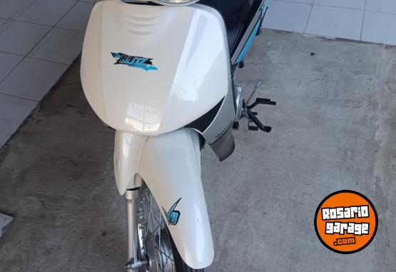 Motos - Motomel Bliz 2023 Nafta 8000Km - En Venta