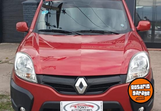 Utilitarios - Renault Authentic plus 2015 GNC 160000Km - En Venta