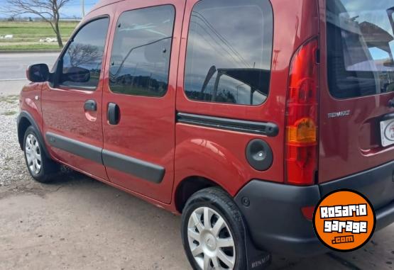 Utilitarios - Renault Authentic plus 2015 GNC 160000Km - En Venta