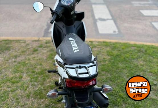Motos - Honda Wave 110S 2024 Nafta 1500Km - En Venta