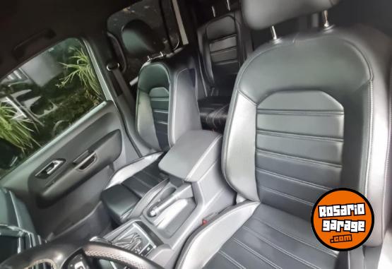 Camionetas - Volkswagen Amarok V6 Extreme 2021 Diesel 130000Km - En Venta