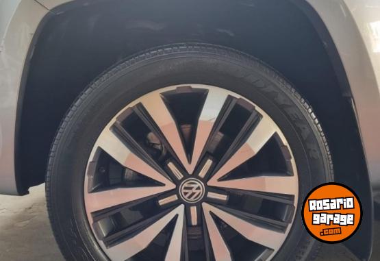 Camionetas - Volkswagen Amarok V6 Extreme 2021 Diesel 130000Km - En Venta