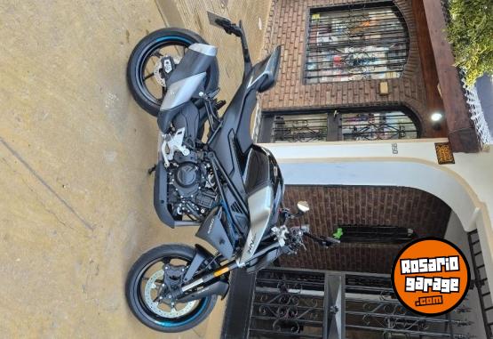 Motos - CF 450 NK 2025 Nafta 4400Km - En Venta