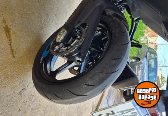 Motos - CF 450 NK 2025 Nafta 4400Km - En Venta