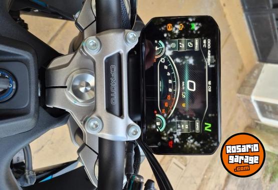 Motos - CF 450 NK 2025 Nafta 4400Km - En Venta