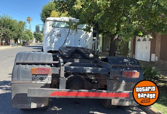 Camiones y Gr�as - Se Vende MB 1114, o PERMUTO tractor 71, homologado soy titular, cubiertas nuevas - En Venta
