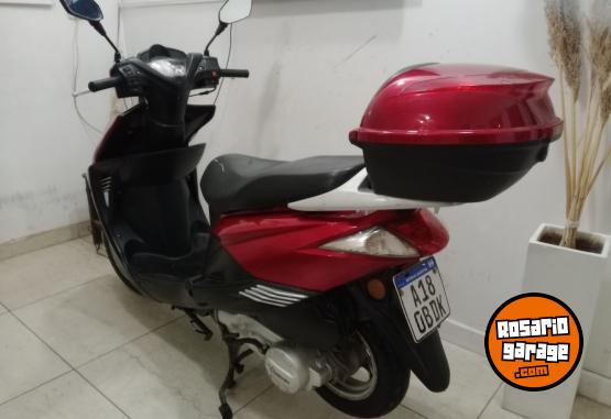 Motos - Corven Expert 150 2022 Nafta 11000Km - En Venta