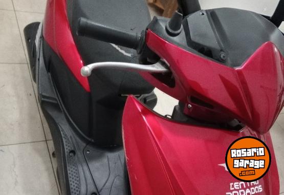 Motos - Corven Expert 150 2022 Nafta 11000Km - En Venta