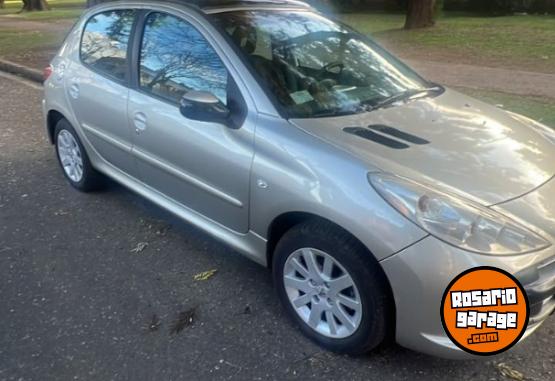 Autos - Peugeot 207 2010 Diesel 150000Km - En Venta