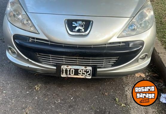 Autos - Peugeot 207 2010 Diesel 150000Km - En Venta
