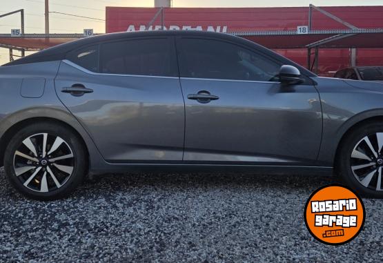 Autos - Nissan Sentra Exclusive CVT 2023 Nafta 90800Km - En Venta