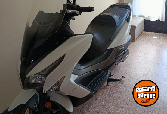 Motos - Kymco X-TOWN 250 2022 Nafta 10700Km - En Venta