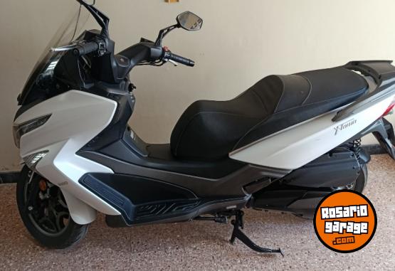 Motos - Kymco X-TOWN 250 2022 Nafta 10700Km - En Venta