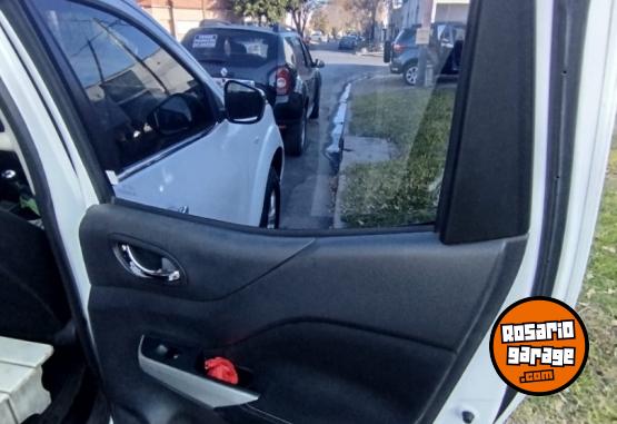 Camionetas - Nissan Frontier 2017 Diesel 227000Km - En Venta