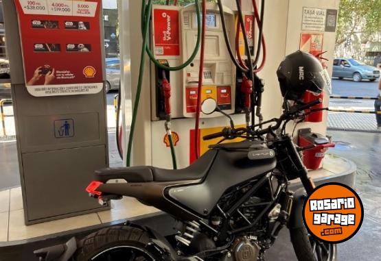 Motos - Husqvarna Svartpilen 200+ 2022 Nafta 5500Km - En Venta