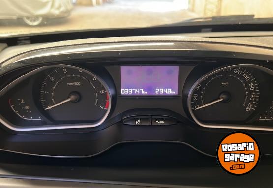 Autos - Peugeot 208 feline 2019 Nafta 40000Km - En Venta