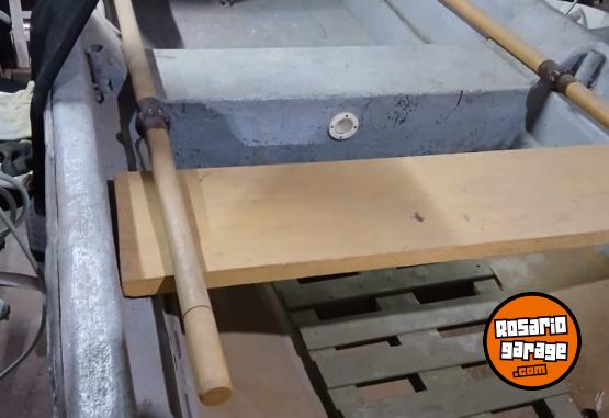 Embarcaciones - LIQUIDO CANOA + MOTOR MERCURY. - En Venta