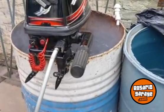 Embarcaciones - LIQUIDO CANOA + MOTOR MERCURY. - En Venta