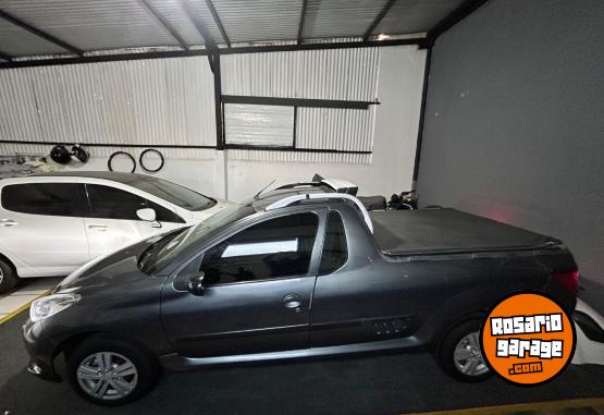Utilitarios - Peugeot Hoggar 2014 GNC 230000Km - En Venta