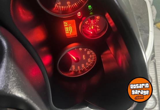 Utilitarios - Peugeot Hoggar 2014 GNC 230000Km - En Venta