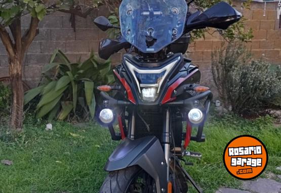 Motos - Voge 300DS 2022 Nafta 9800Km - En Venta