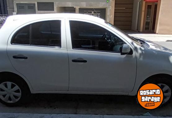 Autos - Nissan Marcha Visia 2013 Nafta 120000Km - En Venta