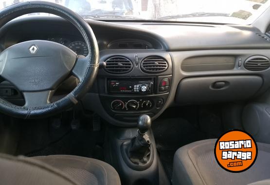 Autos - Renault Megane 8v 2000 GNC 324000Km - En Venta
