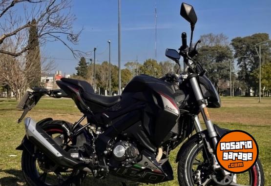 Motos - Benelli 180 2022 Nafta 6200Km - En Venta
