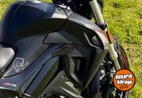 Motos - Benelli 180 2022 Nafta 6200Km - En Venta