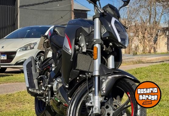 Motos - Benelli 180 2022 Nafta 6200Km - En Venta