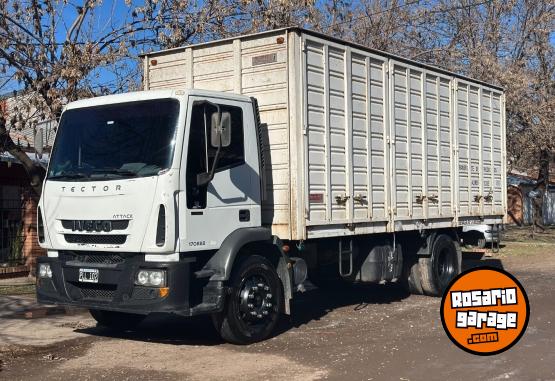 Camiones y Gr�as - IVECO 170e22 - En Venta