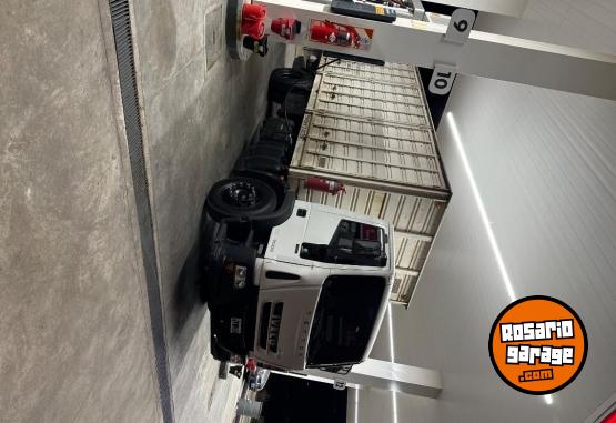 Camiones y Gr�as - IVECO 170e22 - En Venta