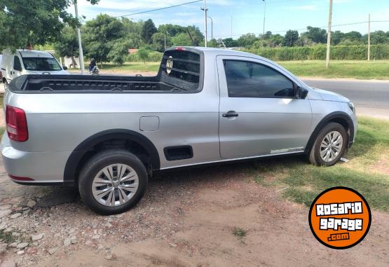 Camionetas - Volkswagen Saveiro 2019 Nafta 150000Km - En Venta