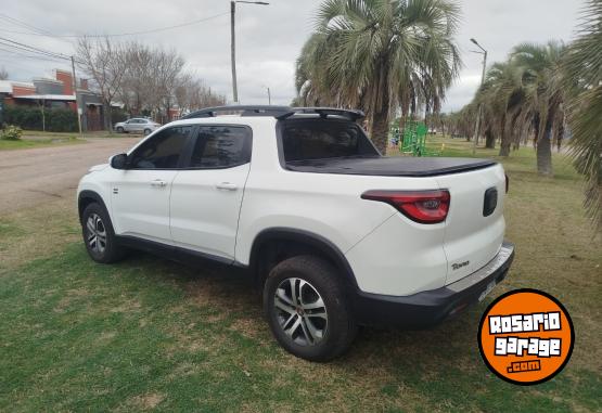 Camionetas - Fiat Toro 2017 Diesel 123200Km - En Venta