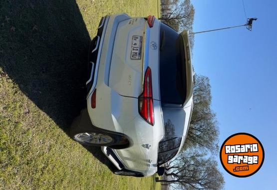 Camionetas - Toyota SW4 2.8 SRX 204 CV AT 2022 Diesel 74457Km - En Venta