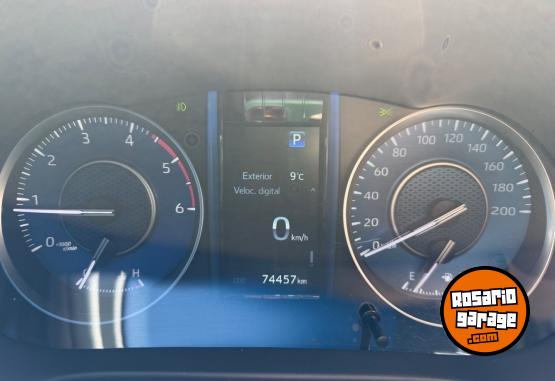 Camionetas - Toyota SW4 2.8 SRX 204 CV AT 2022 Diesel 74457Km - En Venta