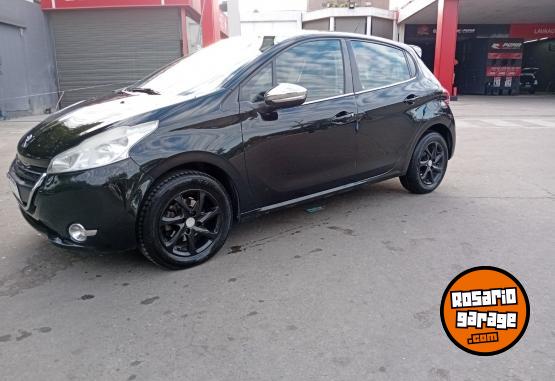 Autos - Peugeot 208 2016 Nafta 120000Km - En Venta