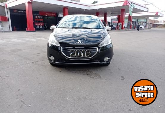 Autos - Peugeot 208 2016 Nafta 120000Km - En Venta