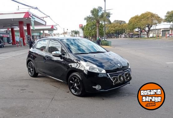 Autos - Peugeot 208 2016 Nafta 120000Km - En Venta
