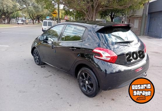 Autos - Peugeot 208 2016 Nafta 120000Km - En Venta