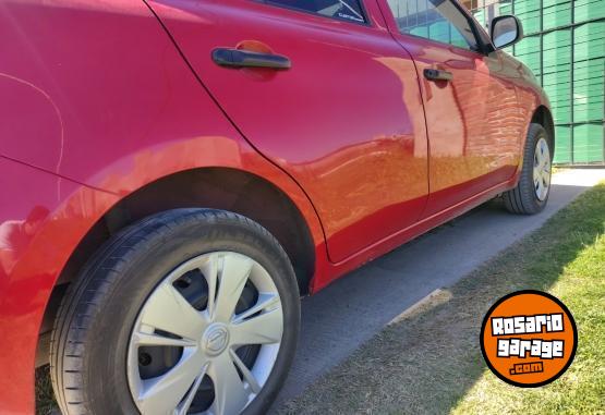 Autos - Nissan March 2019 Nafta 66000Km - En Venta