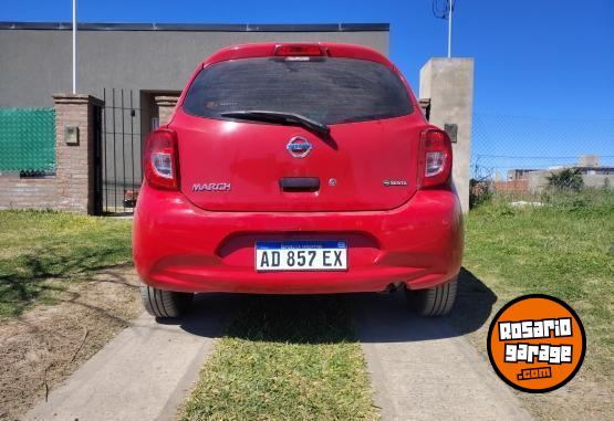 Autos - Nissan March 2019 Nafta 66000Km - En Venta