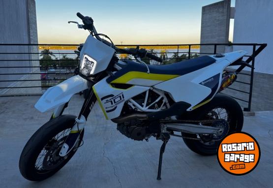 Motos - Husqvarna 701 supermoto 2018 Nafta 14000Km - En Venta