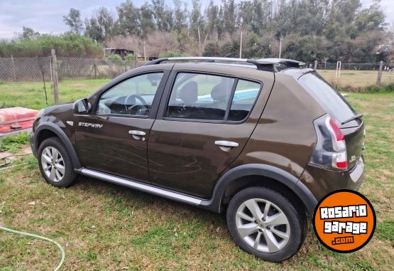 Autos - Renault Sandero Stepway 2012 GNC 138000Km - En Venta